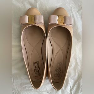 Salvatore Ferragamo Patent leather Flats